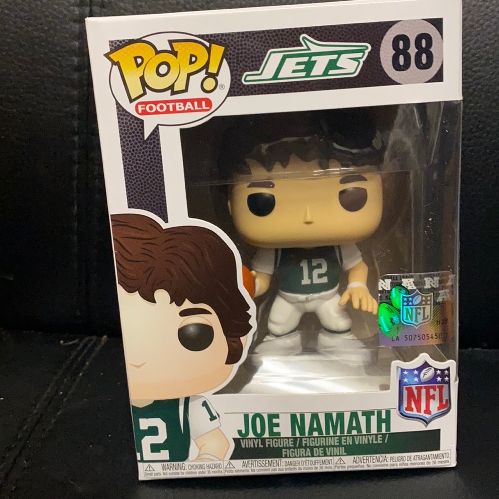 NFL joe Namath funko pop #88 with protector
